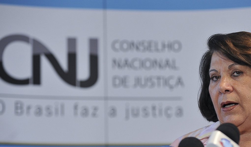 Eliana: "Decisão do STF atende ao anseio popular" (Foto: FABIO RODRIGUES-POZZEBOM/ AGÊNCIA BRASIL) Eliana: "Decisão do STF atende ao anseio popular"