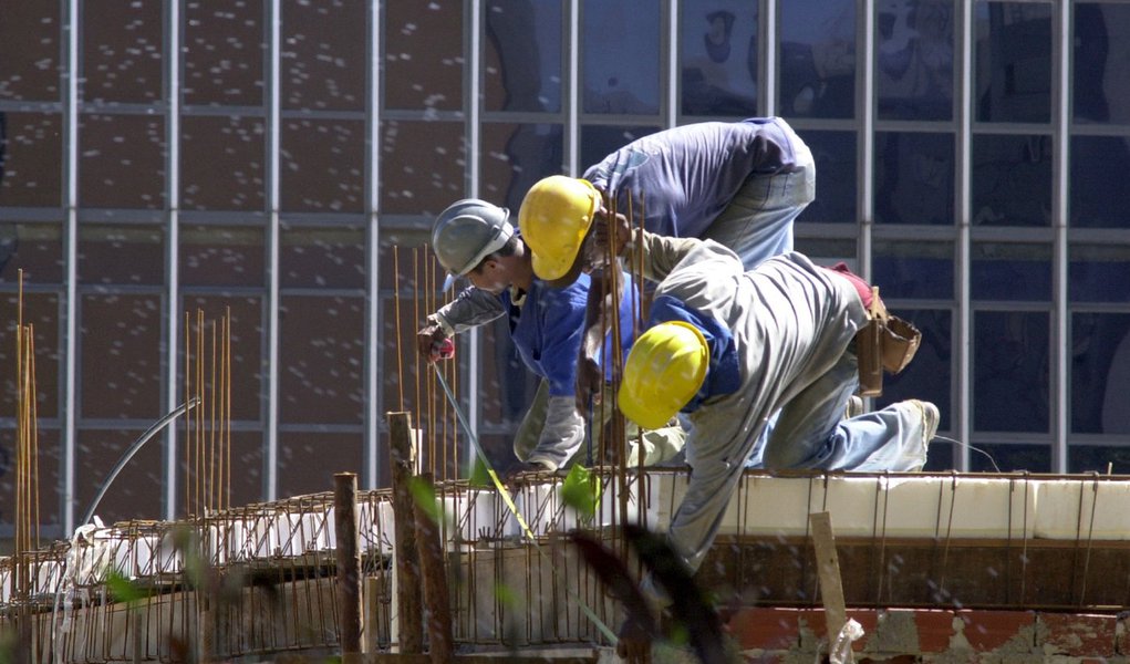 Inflação da construção civil cai de 0,38% para 0,39% em fevereiro (Foto: Arquivo Agência Brasil) Inflação da construção civil cai de 0,38% para 0,39% em fevereiro