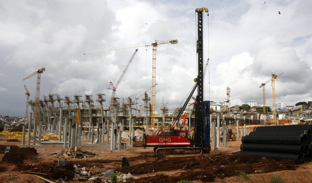 Obras da Arena Fonte Nova atingem 51% (Foto: ARESTIDES BATISTA/AGÊNCIA ESTADO) Obras da Arena Fonte Nova atingem 51%