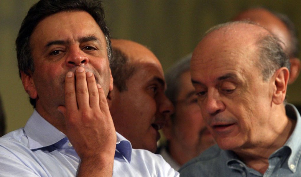 Aécio rifa Serra, que rifa Aécio e lança Aloysio (Foto: ANDRE DUSEK/Agência Estado) Aécio rifa Serra, que rifa Aécio e lança Aloysio