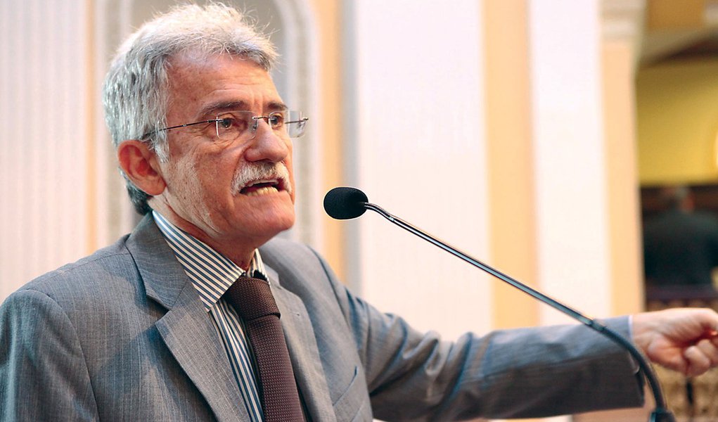 Luciano defende PT, mas não quer esperar muito (Foto: Rinaldo Marques/ALEPE) Luciano defende PT, mas não quer esperar muito