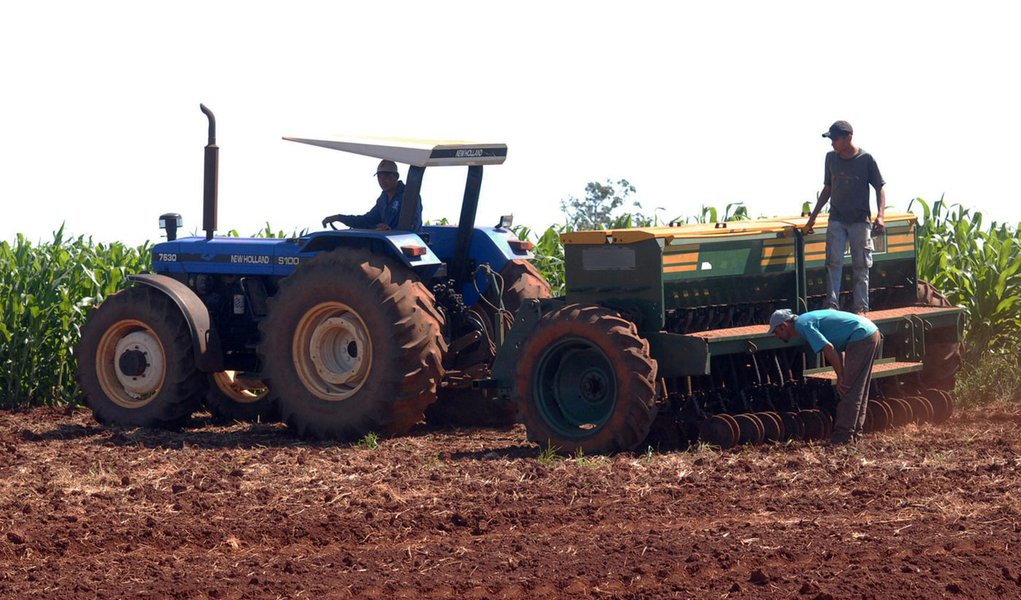 Brasileiros "ilegais" no Paraguai poderão perder terras (Foto: Antonio Cruz/AGÊNCIA BRASIL) Brasileiros "ilegais" no Paraguai poderão perder terras
