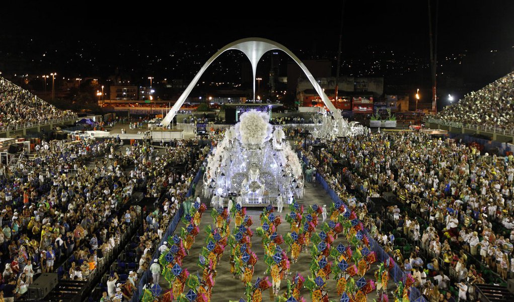 Segundo dia de Carnaval vai tremer a Sapucaí (Foto: VANESSA CARVALHO/AGÊNCIA ESTADO) Segundo dia de Carnaval vai tremer a Sapucaí