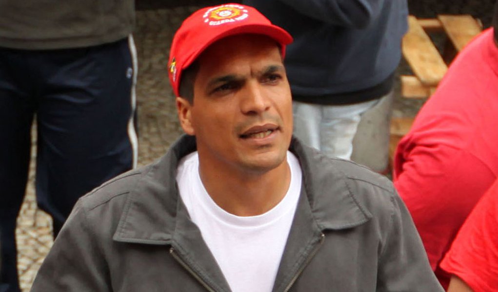 Cabo Daciolo pode ser expulso do corpo de bombeiros (Foto: Guto Maia/Agência Estado) www.brasil247.com - Cabo Daciolo pode ser expulso do corpo de bombeiros