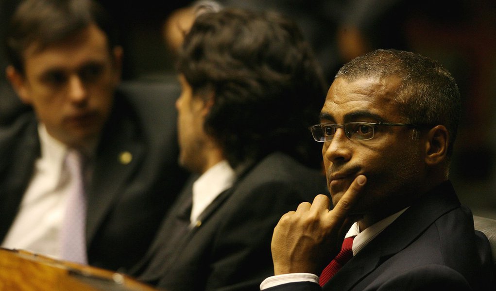 Romário diz que Valcke tem razão. Mais um gol? (Foto: Agência Estado) Romário diz que Valcke tem razão. Mais um gol?