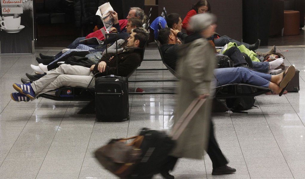 Greve no Aeroporto de Frankfurt vai até sexta (Foto: Alex Domanski/Reuters) Greve no Aeroporto de Frankfurt vai até sexta