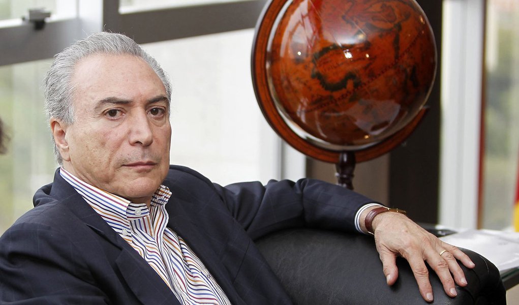 Na CPI do Vale Tudo, PMDB é o moderador (Foto: Fábio Berriel/Folhapress) Na CPI do Vale Tudo, PMDB é o moderador