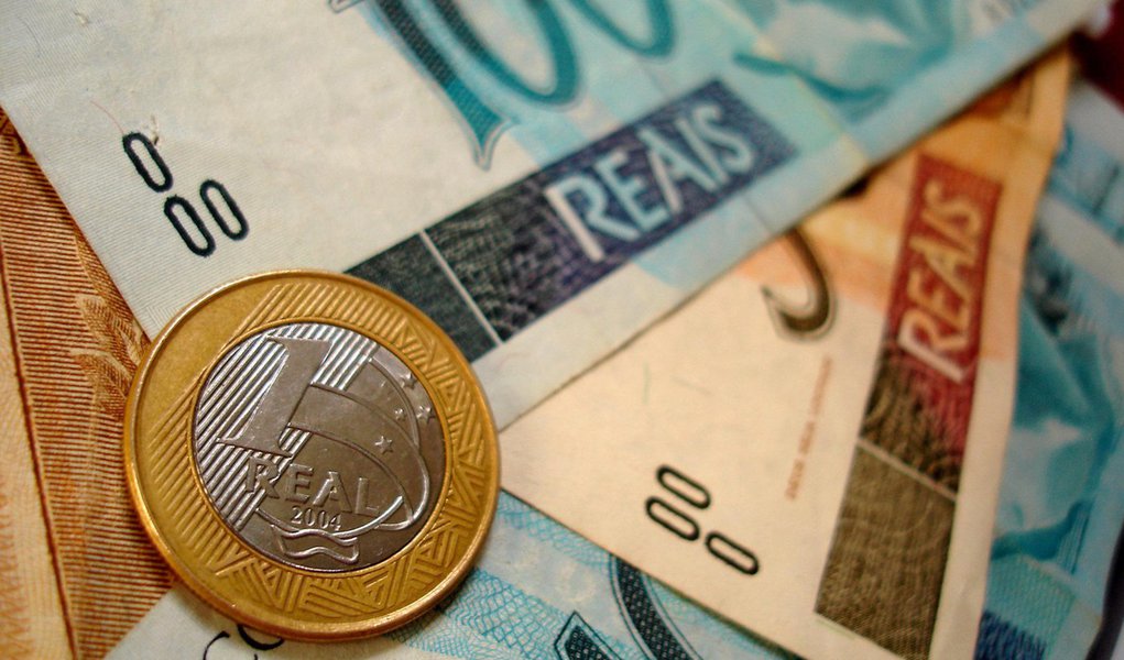 Gasto com campanha pode chegar a R$ 49 milhões (Foto: DIVULGAÇÃO) Gasto com campanha pode chegar a R$ 49 milhões