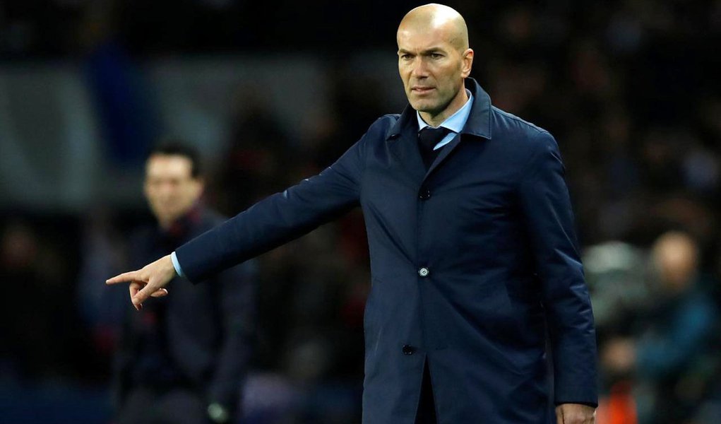 Em entrevista coletiva nesta quinta-feira, 31, em Madri, Zinedine Zidane anunciou que não é mais o treinador do Real Madrid; "Tomei a decisão de não continuar (...) Esta equipe deve seguir ganhando e precisa de uma mudança para isto", explicou Zidane, cinco dias depois de conquistar a Champions pela terceira vez consecutiva (Foto: Aquiles Lins) Em entrevista coletiva nesta quinta-feira, 31, em Madri, Zinedine Zidane anunciou que não é mais o treinador do Real Madrid; "Tomei a decisão de não continuar (...) Esta equipe deve seguir ganhando e precisa de uma mudança para isto", explicou Zidane, cinco dias depois de conquistar a Champions pela terceira vez consecutiva