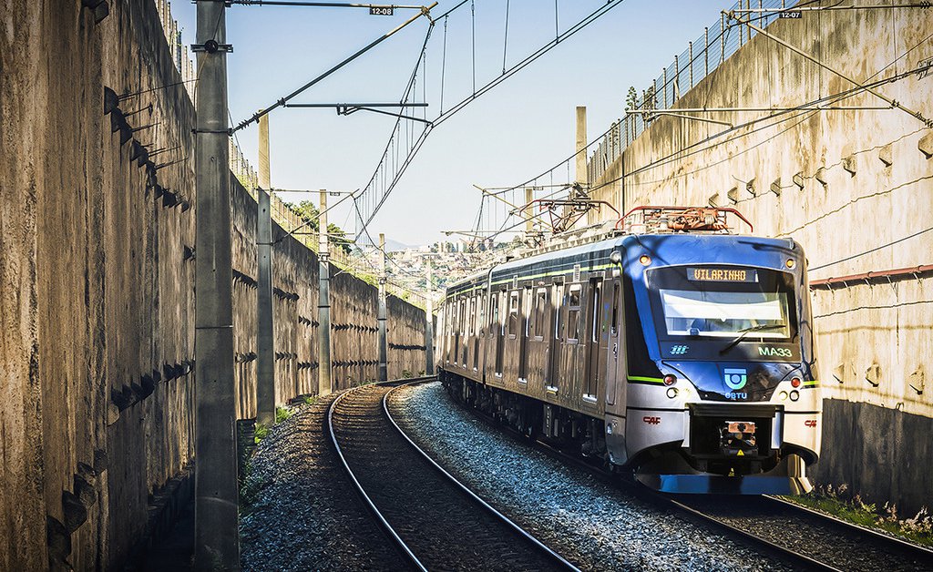 Os metroviários de Belo Horizonte decidiram entrar em greve a partir de hoje (29); os trens só vão circular das 5h30 às 9h30, descartando a proposta do Tribunal Regional do Trabalho (TRT) de manutenção de 100% dos serviços entre 16h30 e 20h; o motivo: salários (Foto: Voney Malta) Os metroviários de Belo Horizonte decidiram entrar em greve a partir de hoje (29); os trens só vão circular das 5h30 às 9h30, descartando a proposta do Tribunal Regional do Trabalho (TRT) de manutenção de 100% dos serviços entre 16h30 e 20h; o motivo: salários