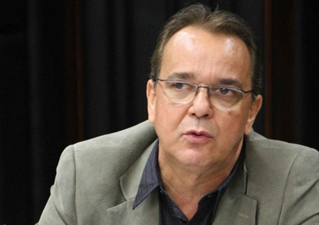 O ministro do STF Gilmar Mendes mandou soltar Hudson Braga, que ocupou o cargo de secretário de Obras na gestão do ex-governador do Rio Sérgio Cabral (MDB), e Carlos Miranda, acusado de ser o principal operador do emedebista; de acordo com as investigações, Braga usou empresas criadas em seu nome e em nome de parentes para receber dinheiro por meio de contratos simulados de prestação de serviços (Foto: Leonardo Lucena) O ministro do STF Gilmar Mendes mandou soltar Hudson Braga, que ocupou o cargo de secretário de Obras na gestão do ex-governador do Rio Sérgio Cabral (MDB), e Carlos Miranda, acusado de ser o principal operador do emedebista; de acordo com as investigações, Braga usou empresas criadas em seu nome e em nome de parentes para receber dinheiro por meio de contratos simulados de prestação de serviços
