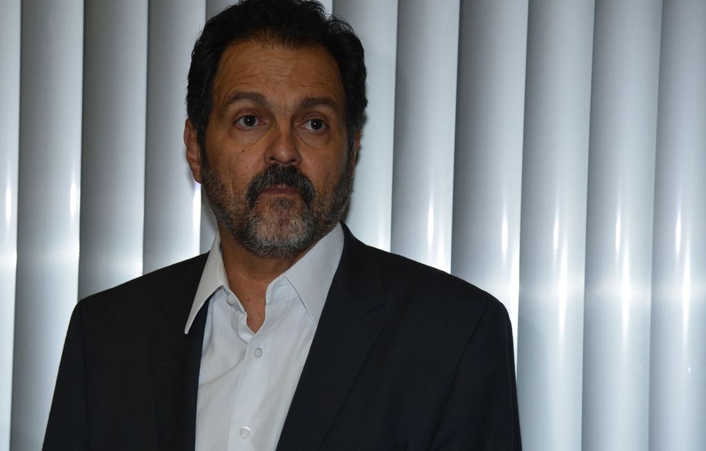 Os ministros do TSE mantiveram a inelegibilidade, por oito anos, do ex-governador do Distrito Federal, Agnelo Queiroz; ele é acusado de abuso de poder político e conduta vedada enquanto ocupava o cargo, por ter utilizado espaço institucional do governo para fazer propaganda institucional exaltando seu mandato. (Foto: Leonardo Lucena) Os ministros do TSE mantiveram a inelegibilidade, por oito anos, do ex-governador do Distrito Federal, Agnelo Queiroz; ele é acusado de abuso de poder político e conduta vedada enquanto ocupava o cargo, por ter utilizado espaço institucional do governo para fazer propaganda institucional exaltando seu mandato.