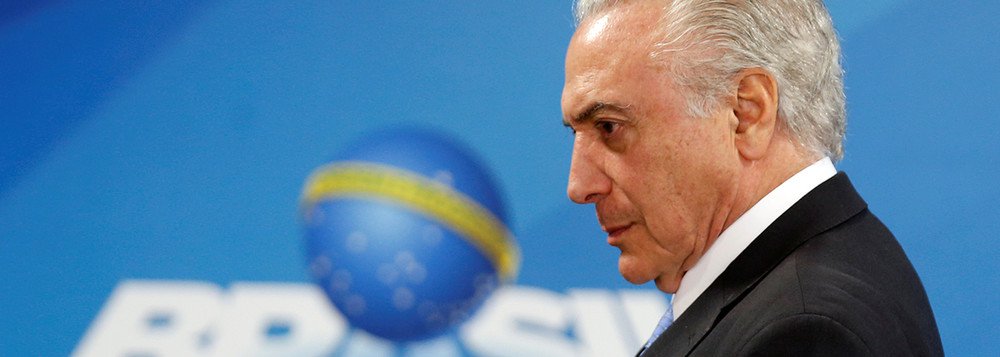 O governo federal não tem autoridade moral e política nem capacidade para liderar o país no processo de superação da crise dos combustíveis. O presidente ilegítimo já não tem base parlamentar organizada no Congresso Nacional para construir soluções coletivas (Foto: Orlando Silva) O governo federal não tem autoridade moral e política nem capacidade para liderar o país no processo de superação da crise dos combustíveis. O presidente ilegítimo já não tem base parlamentar organizada no Congresso Nacional para construir soluções coletivas