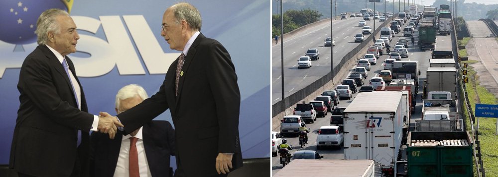 "Enquanto o país ferve à beira do caos, Pedro Parente ficou horas ontem (23) com os 'investidores' da Petrobrás para assegurar que seus interesses serão defendidos custe o que custar", escreve o jornalista e colunista do 247 Mauro Lopes; de fato, nesta sexta, em vez de reverter a política de liquidação da Petrobras que arruína o Brasil, os líderes do golpe mobilizaram o Exército para proteger os 'investidores'" (Foto: Mauro Lopes) "Enquanto o país ferve à beira do caos, Pedro Parente ficou horas ontem (23) com os 'investidores' da Petrobrás para assegurar que seus interesses serão defendidos custe o que custar", escreve o jornalista e colunista do 247 Mauro Lopes; de fato, nesta sexta, em vez de reverter a política de liquidação da Petrobras que arruína o Brasil, os líderes do golpe mobilizaram o Exército para proteger os 'investidores'"