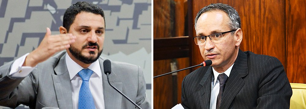 O chefe da Secretaria de Assuntos Estratégicos (SAE) da presidência da República, Hussein Ali Kalout está sob suspeita de praticar o nepotismo cruzado; ao ser nomeado por Temer, Kalout arrumou um emprego para Gustavo Bandeira Lopes, filho do então presidente do INSS Francisco Lopes, que foi exonerado por suspeitas de irregularidades; em retribuição, Lopes pediu autorização para nomear Fátima Ali Kalout – irmã de Hussein - a um cargo de confiança em seu gabinete, o que foi negado; um mês depois, Hussein demitiu o filho do amigo (Foto: Paulo Emílio) O chefe da Secretaria de Assuntos Estratégicos (SAE) da presidência da República, Hussein Ali Kalout está sob suspeita de praticar o nepotismo cruzado; ao ser nomeado por Temer, Kalout arrumou um emprego para Gustavo Bandeira Lopes, filho do então presidente do INSS Francisco Lopes, que foi exonerado por suspeitas de irregularidades; em retribuição, Lopes pediu autorização para nomear Fátima Ali Kalout – irmã de Hussein - a um cargo de confiança em seu gabinete, o que foi negado; um mês depois, Hussein demitiu o filho do amigo