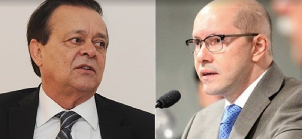 O PTB promove encontro nesta sexta-feira, 25, em Porangatu e vai reafirmar ao governador José Eliton posição de participar da chapa majoritária com o procurador de Justiça Demóstenes Torres candidato a senador ao lado do ex-governador Marconi Perillo; o presidente estadual da legenda, deputado Jovair Arantes, assinala que o PTB, ao contrário dos outros partidos que postulam vagas na chapa, como o PSB, o PP e o PSD, já manifestou fidelidade à base e merece reconhecimento "Em momento algum hesitamos em apoiar Zé Eliton", disse (Foto: José Barbacena) O PTB promove encontro nesta sexta-feira, 25, em Porangatu e vai reafirmar ao governador José Eliton posição de participar da chapa majoritária com o procurador de Justiça Demóstenes Torres candidato a senador ao lado do ex-governador Marconi Perillo; o presidente estadual da legenda, deputado Jovair Arantes, assinala que o PTB, ao contrário dos outros partidos que postulam vagas na chapa, como o PSB, o PP e o PSD, já manifestou fidelidade à base e merece reconhecimento "Em momento algum hesitamos em apoiar Zé Eliton", disse