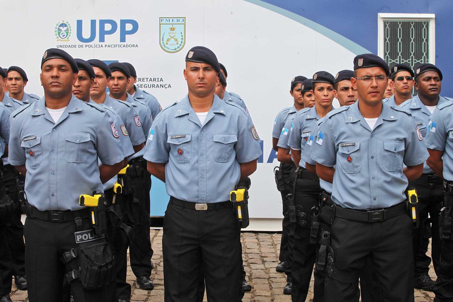 02/12/2013 - Instalação das Unidades de Polícia Pacificadora do Lins e Camarista Méier. Foto Marcelo Horn (Foto: Emir Sader) 02/12/2013 - Instalação das Unidades de Polícia Pacificadora do Lins e Camarista Méier. Foto Marcelo Horn