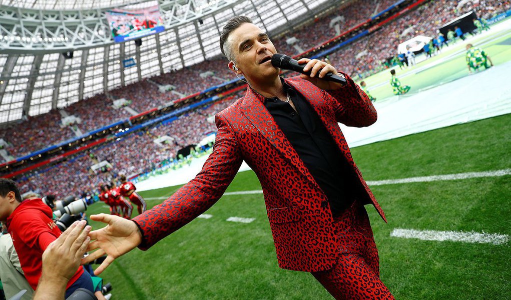 Robbie Williams na abertura da Copa do Mundo 14/06/2018 REUTERS/Kai Pfaffenbach (Foto: Paulo Emílio) Robbie Williams na abertura da Copa do Mundo 14/06/2018 REUTERS/Kai Pfaffenbach