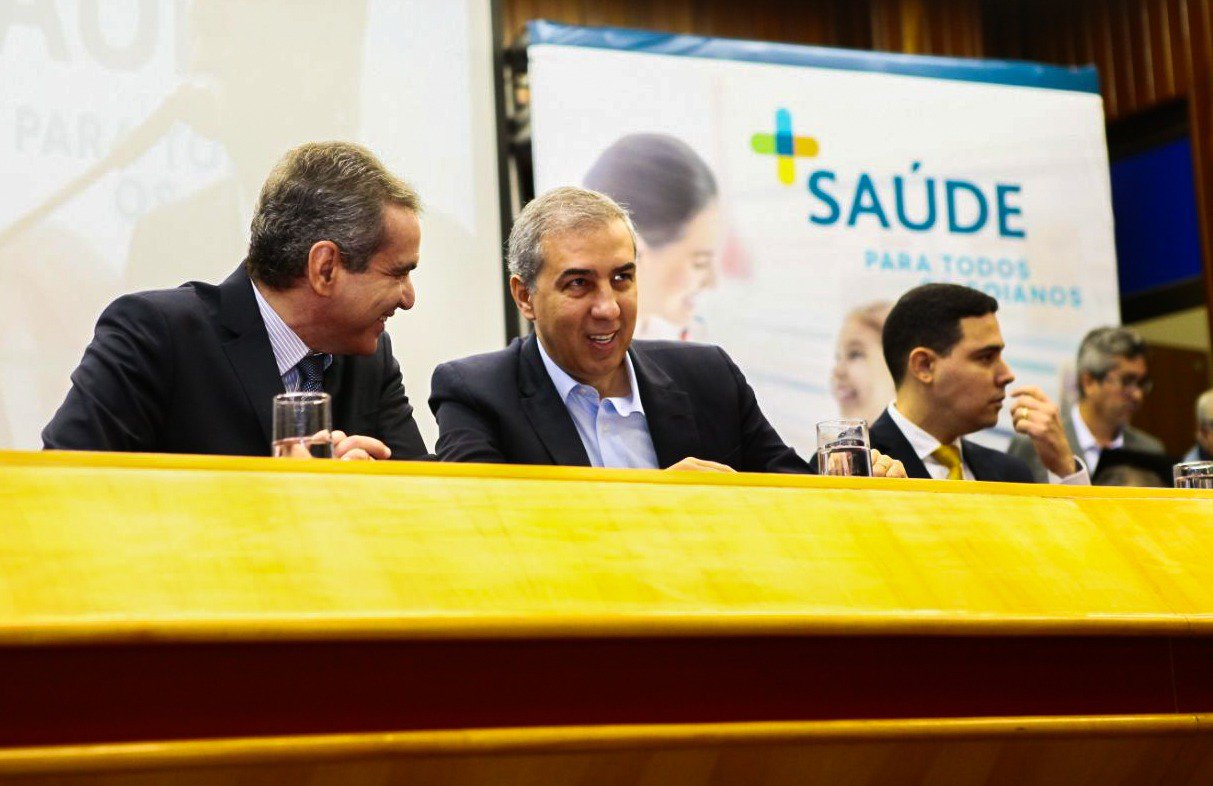 “Tenho certeza de que, em breve, seremos o estado que oferta a melhor saúde pública do país”, afirmou o governador José Eliton, na manhã desta segunda-feira (23), na implantação do programa 3º Turno da Saúde; cerimônia foi realizada no Centro Estadual de Reabilitação e Readaptação Dr. Henrique Santillo (Crer); “Os atendimentos começam a ser realizados no Crer e no HGG. A partir do dia 30 de abril, as demais unidades de saúde da rede sob gestão estadual iniciam os atendimentos em terceiro turno”, disse Eliton (Foto: José Barbacena) “Tenho certeza de que, em breve, seremos o estado que oferta a melhor saúde pública do país”, afirmou o governador José Eliton, na manhã desta segunda-feira (23), na implantação do programa 3º Turno da Saúde; cerimônia foi realizada no Centro Estadual de Reabilitação e Readaptação Dr. Henrique Santillo (Crer); “Os atendimentos começam a ser realizados no Crer e no HGG. A partir do dia 30 de abril, as demais unidades de saúde da rede sob gestão estadual iniciam os atendimentos em terceiro turno”, disse Eliton