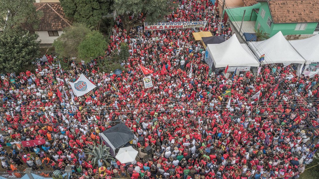curitiba primeiro de maio (Foto: Gisele Federicce) curitiba primeiro de maio