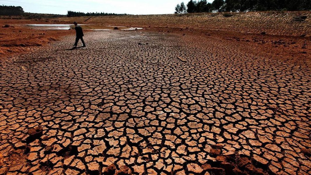 A Assembleia Legislativa aprovou hoje (26), projeto de lei que autoriza o Governo do Estado a contratar financiamento junto ao Banco Internacional para a Reconstrução e Desenvolvimento (Bird), no valor de até US$ 200 milhões, para aplicar em ações de prevenção à seca no Estado (Foto: Fatima 247) A Assembleia Legislativa aprovou hoje (26), projeto de lei que autoriza o Governo do Estado a contratar financiamento junto ao Banco Internacional para a Reconstrução e Desenvolvimento (Bird), no valor de até US$ 200 milhões, para aplicar em ações de prevenção à seca no Estado