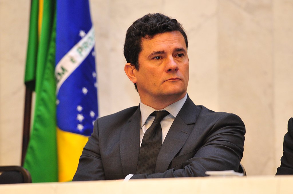 Curitiba- PR- Brasil- 24/10/2016- O o juiz Sergio Moro e o procurador Deltan Dallagnol, durante sessão especial na Assembléia Legislativa do Paraná (ALEP). Foto: Pedro de Oliveira/ ALEP (Foto: Gustavo Conde) Curitiba- PR- Brasil- 24/10/2016- O o juiz Sergio Moro e o procurador Deltan Dallagnol, durante sessão especial na Assembléia Legislativa do Paraná (ALEP). Foto: Pedro de Oliveira/ ALEP