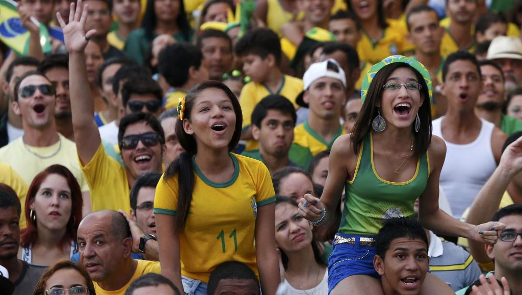 "Com a chegada da Copa do Mundo é nítido o incômodo de parte da esquerda com a nossa seleção. A amarelinha, que desde sempre foi para nós motivo de orgulho, de brasilidade, arte pela qual expressamos nossa cultura e unimo-nos, foi sequestrada pelos 'patos'", diz o colunista Ricardo Cappelli; "Num momento tão triste da história nacional, uma esquerda ranzinza, mal humorada, torcendo contra vestida de vermelho, esquisita e apartada do povo seria um erro colossal" (Foto: Ricardo Cappelli) "Com a chegada da Copa do Mundo é nítido o incômodo de parte da esquerda com a nossa seleção. A amarelinha, que desde sempre foi para nós motivo de orgulho, de brasilidade, arte pela qual expressamos nossa cultura e unimo-nos, foi sequestrada pelos 'patos'", diz o colunista Ricardo Cappelli; "Num momento tão triste da história nacional, uma esquerda ranzinza, mal humorada, torcendo contra vestida de vermelho, esquisita e apartada do povo seria um erro colossal"