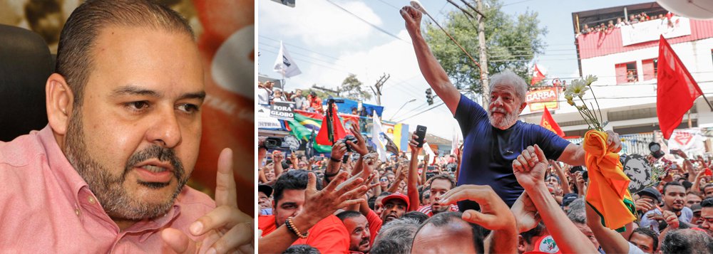 "Três fatos unificam as sete maiores centrais sindicais do Brasil neste 1º de Maio: a crise econômica, política e social que tomou conta do país desde o golpe de Estado; a prisão do ex-presidente Lula, em mais uma tentativa de o tornar inelegível e impedir sua vitória nas urnas nas eleições deste ano; e a violência, estimulada pelas crises econômica e política", diz Vagner Freitas, presidente da CUT; segundo ele, a solução "passa pela valorização dos salários; pela ampliação das políticas sociais e da economia solidária; por uma reforma tributária que desonere trabalhadores e classe média e taxe os mais ricos e o capital especulativo" e, por isso mesmo, é urgente libertar Lula, hoje um preso político do golpe (Foto: Leonardo Attuch) "Três fatos unificam as sete maiores centrais sindicais do Brasil neste 1º de Maio: a crise econômica, política e social que tomou conta do país desde o golpe de Estado; a prisão do ex-presidente Lula, em mais uma tentativa de o tornar inelegível e impedir sua vitória nas urnas nas eleições deste ano; e a violência, estimulada pelas crises econômica e política", diz Vagner Freitas, presidente da CUT; segundo ele, a solução "passa pela valorização dos salários; pela ampliação das políticas sociais e da economia solidária; por uma reforma tributária que desonere trabalhadores e classe média e taxe os mais ricos e o capital especulativo" e, por isso mesmo, é urgente libertar Lula, hoje um preso político do golpe