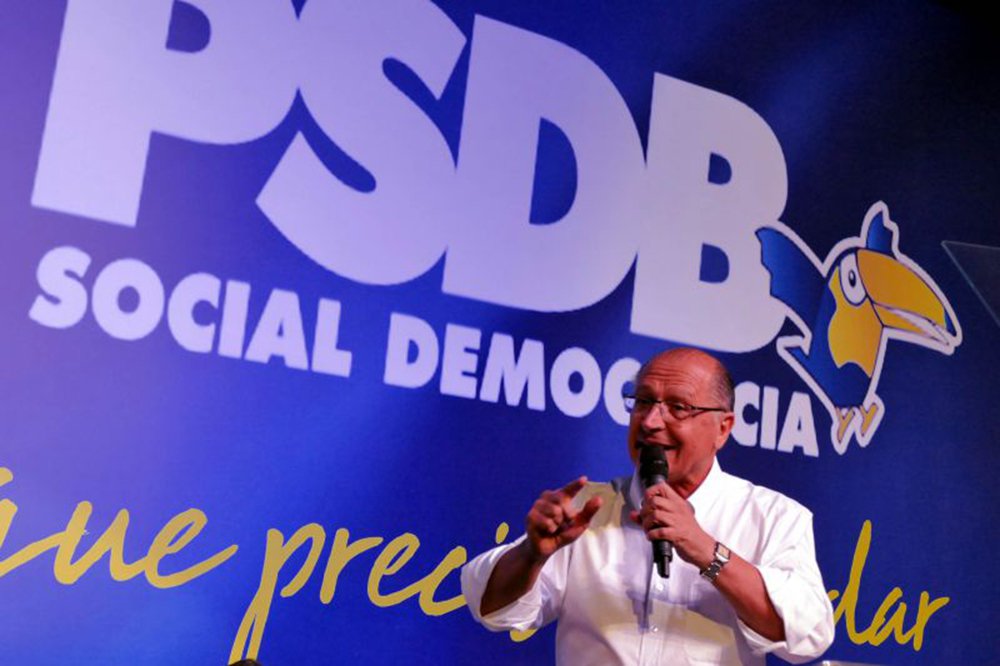 Tribunal Superior Eleitoral (TSE) determinou que partidos devolvam mais de R$ 13,3 milhões aos cofres públicos em virtude de irregularidades na aplicação de recursos do Fundo Partidário em 2012, aponta levantamento feito pelo "Estado de S.Paulo" nas prestações de contas de 30 siglas; o campeão é o PSDB (R$ 5,4 milhões), seguido por PT (R$ 1,53 milhão), DEM (R$ 1 milhão), PMN (R$ 922 mil) e PP (R$ 726 mil) (Foto: Aquiles Lins) Tribunal Superior Eleitoral (TSE) determinou que partidos devolvam mais de R$ 13,3 milhões aos cofres públicos em virtude de irregularidades na aplicação de recursos do Fundo Partidário em 2012, aponta levantamento feito pelo "Estado de S.Paulo" nas prestações de contas de 30 siglas; o campeão é o PSDB (R$ 5,4 milhões), seguido por PT (R$ 1,53 milhão), DEM (R$ 1 milhão), PMN (R$ 922 mil) e PP (R$ 726 mil)