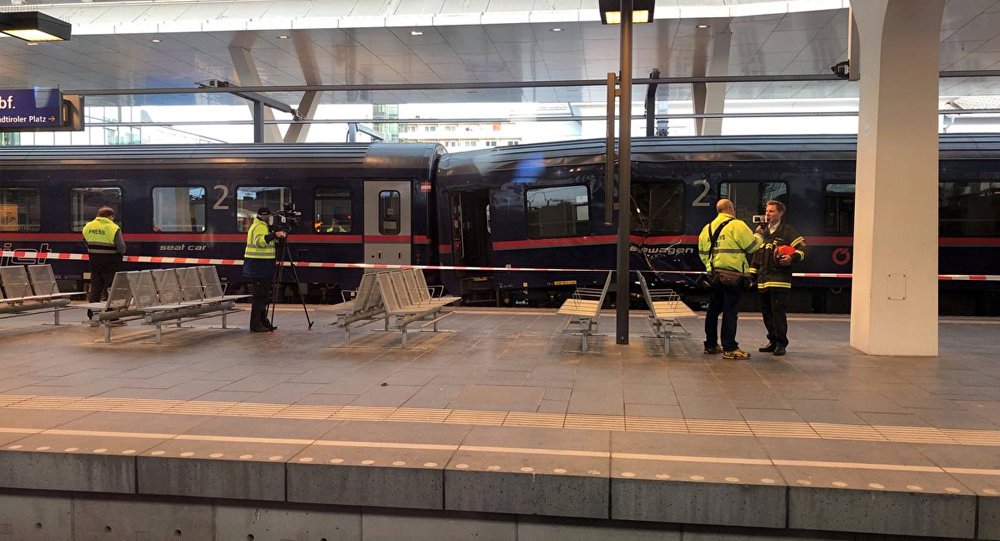 Pelo menos 54 pessoas ficaram feridas em uma colisão de trem de passageiros na principal estação ferroviária da cidade austríaca de Salzburgo, segundo informou a mídia local nesta sexta-feira (20); incidente ocorreu durante a madrugada, informou o jornal Salzburgo Nachrichten; acidente envolveu um comutador que ligava os vagões de um trem que havia chegado de Veneza a um trem com destino a Zurique, segundo informou o jornal (Foto: Aquiles Lins) Pelo menos 54 pessoas ficaram feridas em uma colisão de trem de passageiros na principal estação ferroviária da cidade austríaca de Salzburgo, segundo informou a mídia local nesta sexta-feira (20); incidente ocorreu durante a madrugada, informou o jornal Salzburgo Nachrichten; acidente envolveu um comutador que ligava os vagões de um trem que havia chegado de Veneza a um trem com destino a Zurique, segundo informou o jornal