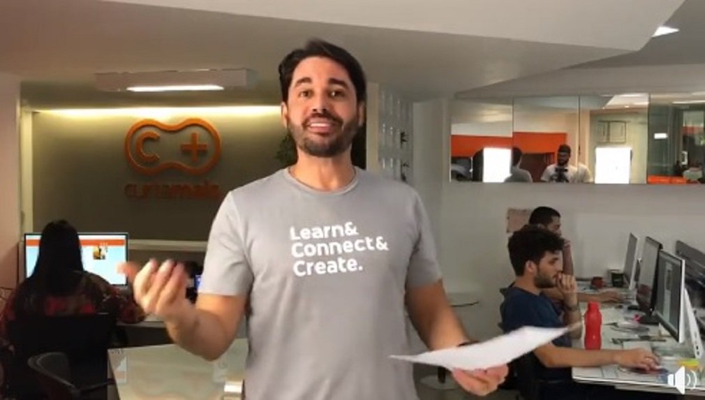 Estreou nesta sexta-feira (08) o quadro do guia Curta Mais na programação da nova Televisão Brasil Central; os telespectadores da nova TBC ficarão por dentro de todos os eventos do Estado de Goiás dentro dos telejornais e boletins da emissora; para Marcelo Albuquerque, CEO do Curta Mais a integração do guia com a TV é fundamental para ampliar a distribuição do conteúdo para outros públicos; “Os conteúdos com a marca do Curta Mais serão para que as pessoas se surpreendam com as inúmeras possibilidades da nossa região, com cidades, lugares e eventos que o Estado de goiás oferece”, afirma (Foto: José Barbacena) Estreou nesta sexta-feira (08) o quadro do guia Curta Mais na programação da nova Televisão Brasil Central; os telespectadores da nova TBC ficarão por dentro de todos os eventos do Estado de Goiás dentro dos telejornais e boletins da emissora; para Marcelo Albuquerque, CEO do Curta Mais a integração do guia com a TV é fundamental para ampliar a distribuição do conteúdo para outros públicos; “Os conteúdos com a marca do Curta Mais serão para que as pessoas se surpreendam com as inúmeras possibilidades da nossa região, com cidades, lugares e eventos que o Estado de goiás oferece”, afirma