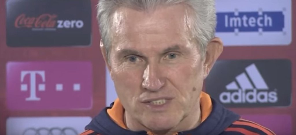 Hoeness, o presidente do clube, tem 66 anos, o diretor-executivo, Karl-Heinz Rummenigge, tem 62; ambos não poderão mais continuar em greve e o clube comandado por Jupp Heynckes (foto) precisará de reformulação; com Joshua Kimmich, Niklas Süle e Kingsley Coman, também são poucos os profissionais jovens promissores na equipe (Foto: Leonardo Lucena) Hoeness, o presidente do clube, tem 66 anos, o diretor-executivo, Karl-Heinz Rummenigge, tem 62; ambos não poderão mais continuar em greve e o clube comandado por Jupp Heynckes (foto) precisará de reformulação; com Joshua Kimmich, Niklas Süle e Kingsley Coman, também são poucos os profissionais jovens promissores na equipe