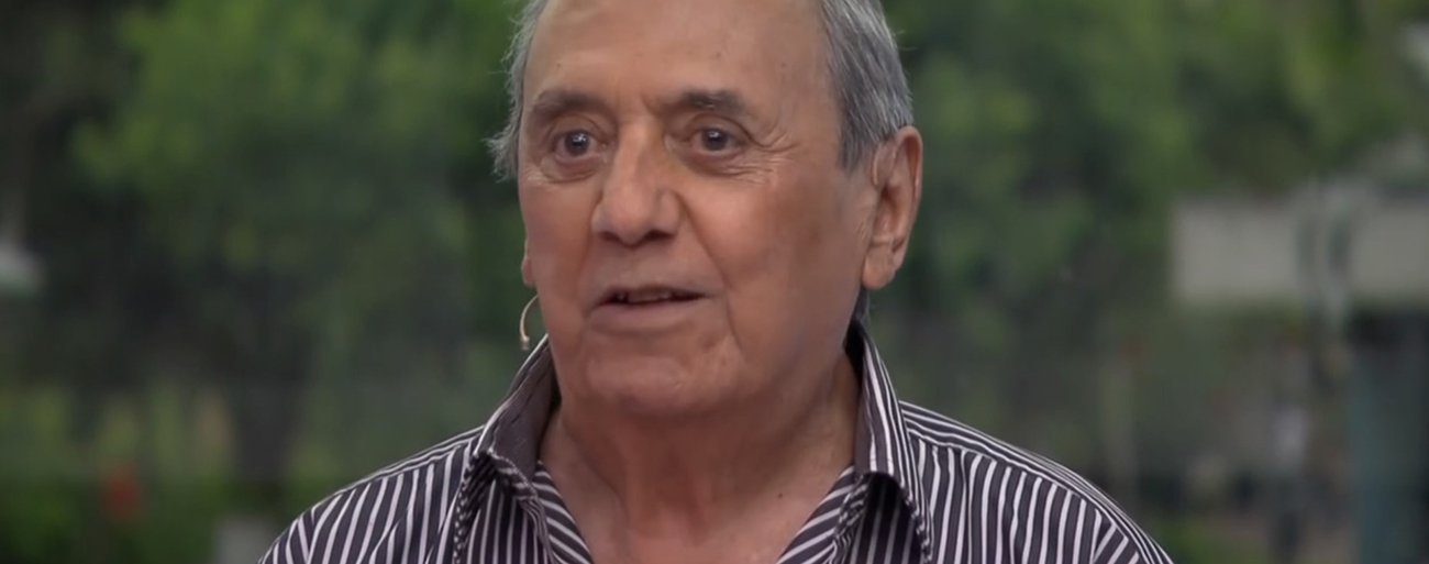 O humorista Agildo Ribeiro morreu neste sábado (28), aos 86 anos, no Rio de Janeiro; ele tinha problemas cardíacos. Conhecido como “Capitão do riso”, Agildo da Gama Barata Ribeiro Filho começou no teatro de revista, passou pelo rádio e se tornou conhecido pelos personagens cômicos na televisão. A última atuação dele foi no programa "Tá no Ar: a TV na TV" (Foto: Leonardo Lucena) O humorista Agildo Ribeiro morreu neste sábado (28), aos 86 anos, no Rio de Janeiro; ele tinha problemas cardíacos. Conhecido como “Capitão do riso”, Agildo da Gama Barata Ribeiro Filho começou no teatro de revista, passou pelo rádio e se tornou conhecido pelos personagens cômicos na televisão. A última atuação dele foi no programa "Tá no Ar: a TV na TV"