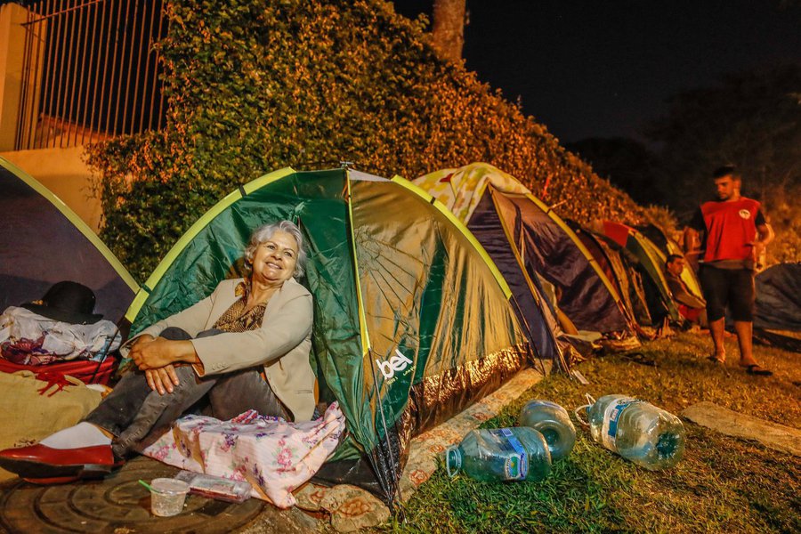 acampamento (Foto: Leonardo Attuch) acampamento