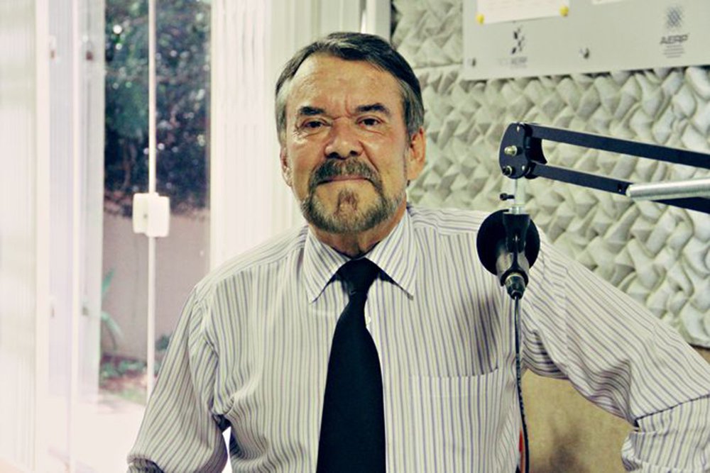 O Conselho Nacional do Ministério Público (CNMP) instaurou um processo administrativo disciplinar (PAD) para apurar irregularidades em um discurso do procurador de Justiça Olympio de Sá Sotto Maior Neto, do Ministério Público do Paraná (MPPR), na IV Conferência Estadual de Promoção da Igualdade Racial do Paraná. Ao final, falou no microfone: "Fora, Temer"; assista (Foto: Gisele Federicce) O Conselho Nacional do Ministério Público (CNMP) instaurou um processo administrativo disciplinar (PAD) para apurar irregularidades em um discurso do procurador de Justiça Olympio de Sá Sotto Maior Neto, do Ministério Público do Paraná (MPPR), na IV Conferência Estadual de Promoção da Igualdade Racial do Paraná. Ao final, falou no microfone: "Fora, Temer"; assista