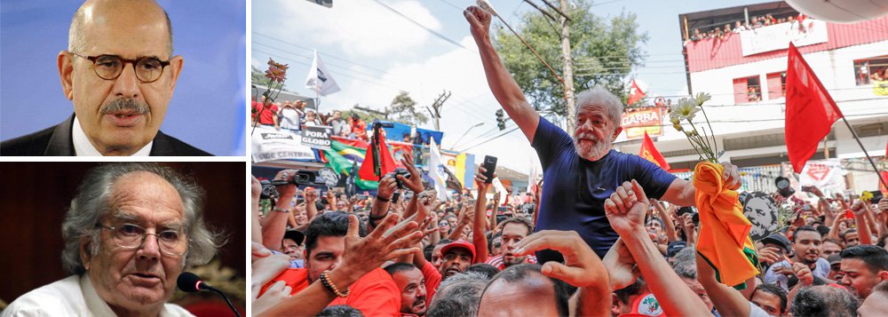O egípcio Mohamed El-Baradei, que em 2005 recebeu o Prêmio Nobel da Paz em nome da Agência Internacional de Agência Atômica, aderiu à campanha para que o ex-presidente Lula, preso político no Brasil, receba o prêmio Nobel da Paz, em 2018; a campanha foi lançada pelo argentino Adolfo Perez Esquivel, Nobel da Paz em 1980, e aponta que Lula, em cujos governos 36 milhões de brasileiros saíram da miséria, é uma das pessoas que mais combateram a fome e as injustiças no mundo; convidado pelo ex-chanceler Celso Amorim a aderir à campanha, El-Baradei autorizou que nome fosse divulgado; até agora, mais de 210 mil pessoas já assinaram o abaixo-assinado (Foto: Leonardo Attuch) O egípcio Mohamed El-Baradei, que em 2005 recebeu o Prêmio Nobel da Paz em nome da Agência Internacional de Agência Atômica, aderiu à campanha para que o ex-presidente Lula, preso político no Brasil, receba o prêmio Nobel da Paz, em 2018; a campanha foi lançada pelo argentino Adolfo Perez Esquivel, Nobel da Paz em 1980, e aponta que Lula, em cujos governos 36 milhões de brasileiros saíram da miséria, é uma das pessoas que mais combateram a fome e as injustiças no mundo; convidado pelo ex-chanceler Celso Amorim a aderir à campanha, El-Baradei autorizou que nome fosse divulgado; até agora, mais de 210 mil pessoas já assinaram o abaixo-assinado