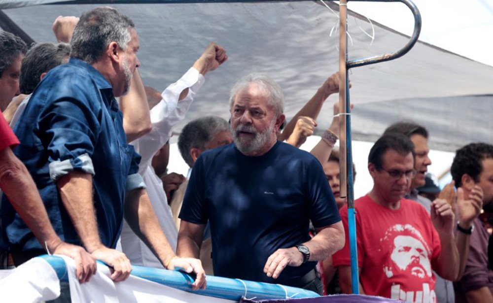 Lula, antes de discursar em São Bernardo 7/4/2018 REUTERS/Leonardo Benassatto (Foto: Paulo Emílio) Lula, antes de discursar em São Bernardo 7/4/2018 REUTERS/Leonardo Benassatto