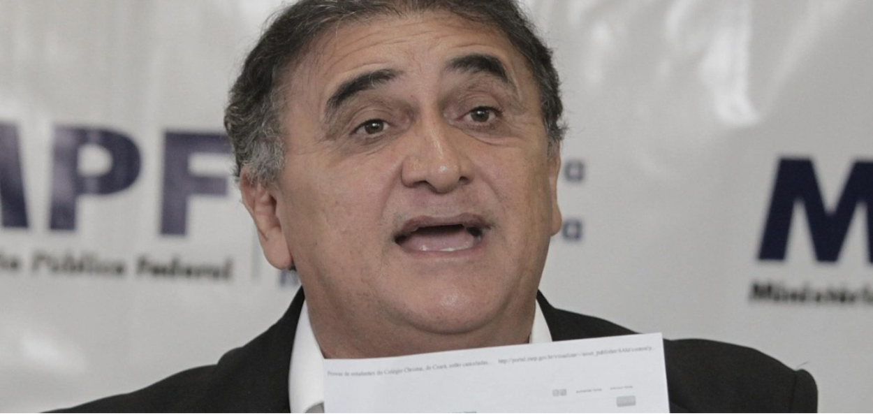 Para o procurador da República Oscar Costa Filho, a partir do momento em que a instituição de ensino opta por esse título, ela impõe uma narrativa específica, comprometendo o pluralismo de ideias. Para ele, não haveria irregularidade se a disciplina visasse tão somente investigar se houve um golpe no processo de impeachment da ex-presidente da República (Foto: Leonardo Lucena) Para o procurador da República Oscar Costa Filho, a partir do momento em que a instituição de ensino opta por esse título, ela impõe uma narrativa específica, comprometendo o pluralismo de ideias. Para ele, não haveria irregularidade se a disciplina visasse tão somente investigar se houve um golpe no processo de impeachment da ex-presidente da República