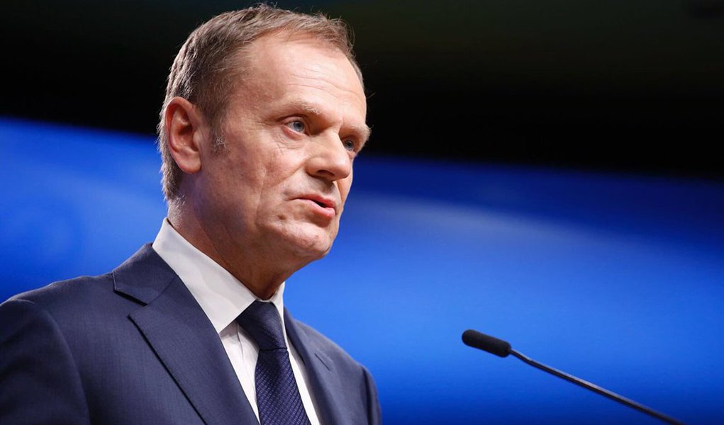 Quatorze Estados-membros da União Europeia expulsaram diplomatas russos, informou o presidente do Conselho Europeu, Donald Tusk, depois que o bloco apoiou a acusação do Reino Unido de que Moscou seria responsável pelo envenenamento de um ex-agente duplo russo na Inglaterra; "Medidas adicionais, incluindo mais sanções dentro do âmbito comum da União Europeia, não podem ser descartadas nos próximos dias e semanas", disse Tusk (Foto: Paulo Emílio) Quatorze Estados-membros da União Europeia expulsaram diplomatas russos, informou o presidente do Conselho Europeu, Donald Tusk, depois que o bloco apoiou a acusação do Reino Unido de que Moscou seria responsável pelo envenenamento de um ex-agente duplo russo na Inglaterra; "Medidas adicionais, incluindo mais sanções dentro do âmbito comum da União Europeia, não podem ser descartadas nos próximos dias e semanas", disse Tusk