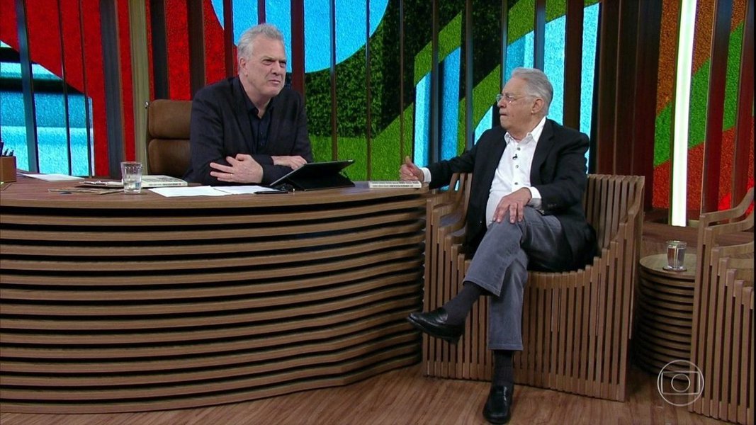 O ex-presidente Fernando Henrique Cardoso admitiu que a candidatura do ex-governador de São Paulo Geraldo Alckmin (PSDB) à Presidência da República pode ser abalada pelas denúncias feitas pela PGR contra o senador e ex-presidente nacional da legenda, Aécio Neves (MG); "Que abala, abala. Pode abalar. Se vai minar, vamos ver, dependendo da energia do maratonista e da capacidade que ele tem de conseguir apoio", disse (Foto: Paulo Emílio) O ex-presidente Fernando Henrique Cardoso admitiu que a candidatura do ex-governador de São Paulo Geraldo Alckmin (PSDB) à Presidência da República pode ser abalada pelas denúncias feitas pela PGR contra o senador e ex-presidente nacional da legenda, Aécio Neves (MG); "Que abala, abala. Pode abalar. Se vai minar, vamos ver, dependendo da energia do maratonista e da capacidade que ele tem de conseguir apoio", disse