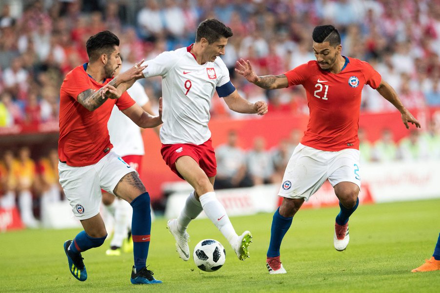 Para resgatar a tradição de décadas passadas, a Polônia chega à Copa do Mundo na Rússia apostando em um dos melhores camisa 9 do futebol contemporâneo. Cabeça de chave do grupo H, os poloneses têm a expectativa de fazer um bom papel dentro de campo (Foto: Pablo Nacer) Para resgatar a tradição de décadas passadas, a Polônia chega à Copa do Mundo na Rússia apostando em um dos melhores camisa 9 do futebol contemporâneo. Cabeça de chave do grupo H, os poloneses têm a expectativa de fazer um bom papel dentro de campo