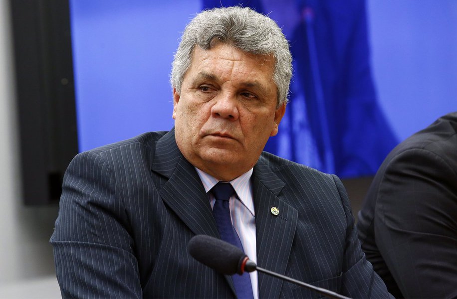 Informações disponibilizadas no Portal da Câmara dos Deputados apontam que o transporte de idas do deputado Alberto Fraga (DEM-DF) para Aracaju e de voltas para Brasília custou em torno de R$ 10 mil aos cofres públicos desde 2015 (Foto: Leonardo Lucena) Informações disponibilizadas no Portal da Câmara dos Deputados apontam que o transporte de idas do deputado Alberto Fraga (DEM-DF) para Aracaju e de voltas para Brasília custou em torno de R$ 10 mil aos cofres públicos desde 2015