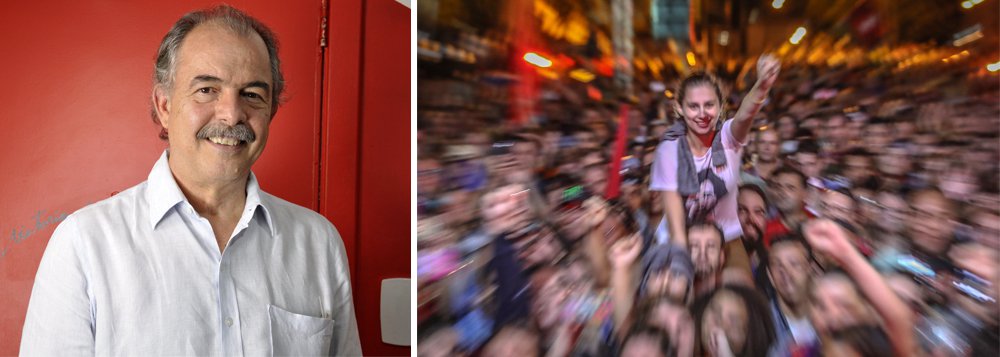 Ex-ministro Aloizio Mercadante acredita que o país "vai voltar" a ser o que era, "se tiver oportunidade"; "Quem é o estadista capaz de reconstruir um diálogo, de criar um clima de renegociação e entendimento, onde todos ganharam? Foi o Lula o arquiteto desta orquestra. Ele é a melhor referência para a reconstrução desse país", afirmou, em entrevista à TV 247; na conversa, ele falou do lançamento do livro “Governos do PT, um Legado para o Futuro”, que discorre sobre as gestões do Partido dos Trabalhadores frente à presidência da República; assista (Foto: Ana Pupulin) Ex-ministro Aloizio Mercadante acredita que o país "vai voltar" a ser o que era, "se tiver oportunidade"; "Quem é o estadista capaz de reconstruir um diálogo, de criar um clima de renegociação e entendimento, onde todos ganharam? Foi o Lula o arquiteto desta orquestra. Ele é a melhor referência para a reconstrução desse país", afirmou, em entrevista à TV 247; na conversa, ele falou do lançamento do livro “Governos do PT, um Legado para o Futuro”, que discorre sobre as gestões do Partido dos Trabalhadores frente à presidência da República; assista