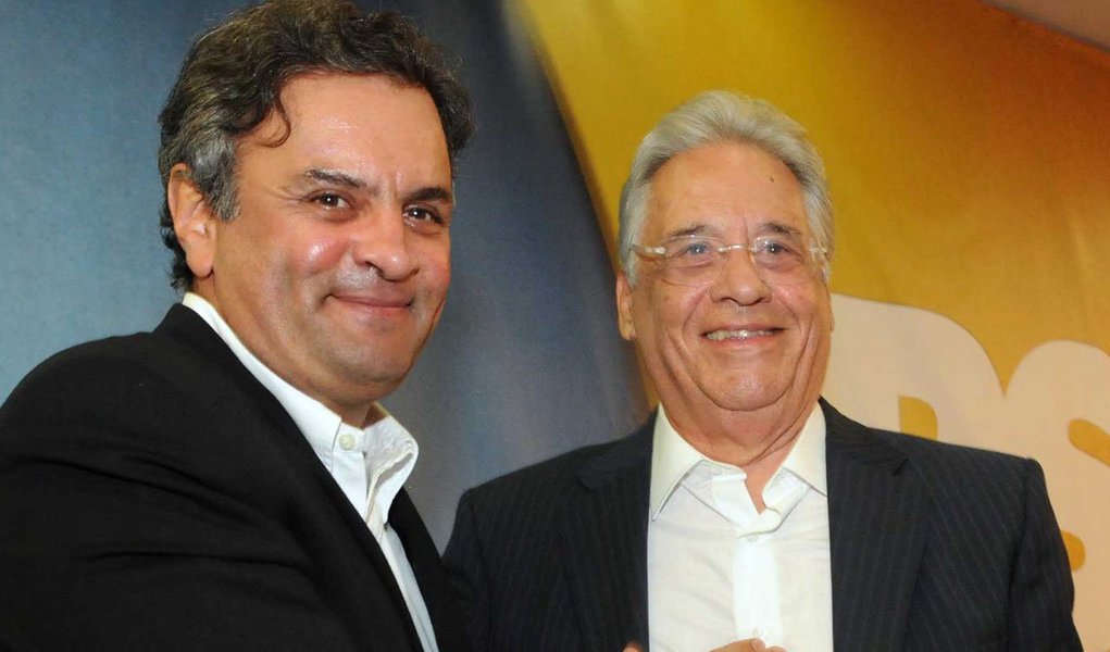 Um dos principais estimuladores do golpe parlamentar que arruinou a democracia e a economia do Braisil, o ex-presidente Fernando Henrique Cardoso (PSDB) afirmou nesta sexta-feira, 27, que reagiria "com tristeza" à possível prisão do colega tucano Aécio Neves, acusado de receber propina de empresas; semanas atrás havia chamado de uma "notícia triste, mas justa"; em relação a Aécio, FHC acrescentou que a "Justiça vai decidir" (Foto: Aquiles Lins) Um dos principais estimuladores do golpe parlamentar que arruinou a democracia e a economia do Braisil, o ex-presidente Fernando Henrique Cardoso (PSDB) afirmou nesta sexta-feira, 27, que reagiria "com tristeza" à possível prisão do colega tucano Aécio Neves, acusado de receber propina de empresas; semanas atrás havia chamado de uma "notícia triste, mas justa"; em relação a Aécio, FHC acrescentou que a "Justiça vai decidir"
