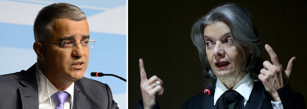 Segundo o jornalista Kennedy Alencar, depois de ser pressionada, a presidente do STF optou por julgar o caso concreto de Lula, ao invés da prisão após condenação em segunda instância, o que fulaniza a questão e deixa acuados ministros do STF mais sujeitos aos holofotes; "Alguns entenderam que se tratou de uma decisão para negar o pedido da defesa de Lula ou, no mínimo, vender caro perante um setor da opinião pública uma eventual derrota da posição defendida por ela. Deveremos ter hoje mais um dia de tensão no STF", afirma (Foto: Aquiles Lins) Segundo o jornalista Kennedy Alencar, depois de ser pressionada, a presidente do STF optou por julgar o caso concreto de Lula, ao invés da prisão após condenação em segunda instância, o que fulaniza a questão e deixa acuados ministros do STF mais sujeitos aos holofotes; "Alguns entenderam que se tratou de uma decisão para negar o pedido da defesa de Lula ou, no mínimo, vender caro perante um setor da opinião pública uma eventual derrota da posição defendida por ela. Deveremos ter hoje mais um dia de tensão no STF", afirma