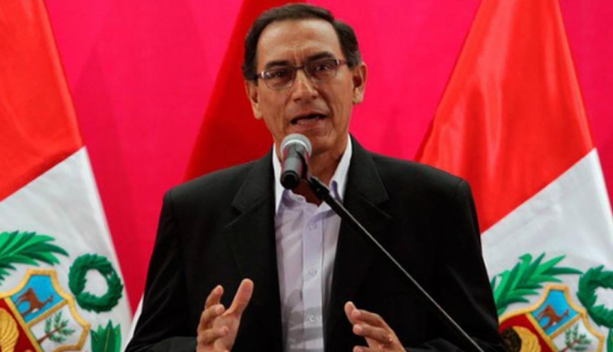 O primeiro vice-presidente do Peru, Martín Vizcarra, atual embaixador do seu país no Canadá, é esperado nas próximas horas em Lima para que assuma a Presidência, após a renúncia de Pedro Pablo Kuczynski ao cargo hoje (21); no entanto, enquanto a renúncia de Kuczynski não for aceita pelo Congresso, o presidente segue no poder, à espera que o Legislativo oficialize a mudança governamental (Foto: Aquiles Lins) O primeiro vice-presidente do Peru, Martín Vizcarra, atual embaixador do seu país no Canadá, é esperado nas próximas horas em Lima para que assuma a Presidência, após a renúncia de Pedro Pablo Kuczynski ao cargo hoje (21); no entanto, enquanto a renúncia de Kuczynski não for aceita pelo Congresso, o presidente segue no poder, à espera que o Legislativo oficialize a mudança governamental