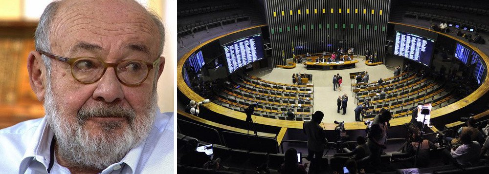 O jornalista Ricardo Kotscho avaliou nesta segunda-feira, 12, que com a proibição do financiamento privado de campanhas, a eleição deste ano custar sair caro para os combalidos cofres públicos; ele lembra que o leilão de deputados começou no último dia 8 com a abertura da janela do troca-troca partidário, que vai até 7 de abril; "É assim que o Brasil se prepara para a eleição mais importante, atípica e imprevisível desde a redemocratização do país. Tem tudo para dar muita confusão e tornar ainda mais nebuloso o cenário para 2019, qualquer que seja o resultado. Quem dá mais?" (Foto: Aquiles Lins) O jornalista Ricardo Kotscho avaliou nesta segunda-feira, 12, que com a proibição do financiamento privado de campanhas, a eleição deste ano custar sair caro para os combalidos cofres públicos; ele lembra que o leilão de deputados começou no último dia 8 com a abertura da janela do troca-troca partidário, que vai até 7 de abril; "É assim que o Brasil se prepara para a eleição mais importante, atípica e imprevisível desde a redemocratização do país. Tem tudo para dar muita confusão e tornar ainda mais nebuloso o cenário para 2019, qualquer que seja o resultado. Quem dá mais?"
