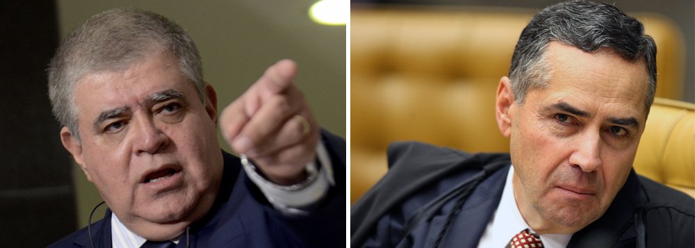 Ministro da Secretaria de Governo, Carlos Marun, acusou o ministro Luís Roberto Barroso, do Supremo Tribunal Federal (STF), de tomar decisões judiciais "contaminado" por suas opções políticas; ele votou a dizer que se licenciará do ministério para entrar com um pedido de impeachment contra Barroso por conta da decisão do magistrado de autorizar a quebra de sigilo bancário do presidente Michel Temer; segundo Marun, a Câmara já deveria ter tomado medidas mais duras contra Barroso pelo que chamou de "aviltamento de suas prerrogativas" (Foto: Paulo Emílio) Ministro da Secretaria de Governo, Carlos Marun, acusou o ministro Luís Roberto Barroso, do Supremo Tribunal Federal (STF), de tomar decisões judiciais "contaminado" por suas opções políticas; ele votou a dizer que se licenciará do ministério para entrar com um pedido de impeachment contra Barroso por conta da decisão do magistrado de autorizar a quebra de sigilo bancário do presidente Michel Temer; segundo Marun, a Câmara já deveria ter tomado medidas mais duras contra Barroso pelo que chamou de "aviltamento de suas prerrogativas"