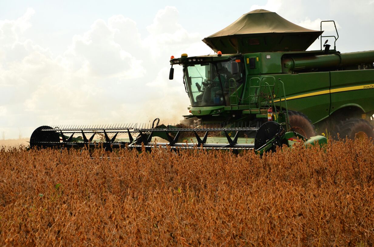 O Instituto Maranhense de Estudos Socioeconômicos e Cartográficos (Imesc), divulgou a primeira estimativa de produção agrícola de 2018. Segundo a avaliação dos técnicos do Instituto, a produção graneleira está estimada em 5.141 mil toneladas em 2018, crescimento de 16,1% em comparação com a safra de 2017, de acordo com os dados referentes ao mês de fevereiro de 2018 (Foto: Fatima 247) O Instituto Maranhense de Estudos Socioeconômicos e Cartográficos (Imesc), divulgou a primeira estimativa de produção agrícola de 2018. Segundo a avaliação dos técnicos do Instituto, a produção graneleira está estimada em 5.141 mil toneladas em 2018, crescimento de 16,1% em comparação com a safra de 2017, de acordo com os dados referentes ao mês de fevereiro de 2018