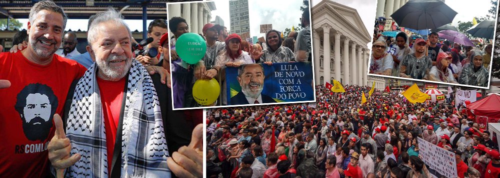 Uma multidão de brasileiros indignados com o avanço do fascismo se reúne na praça Santos Andrade, em Curitiba, para o ato suprapartidário em defesa do ex-presidente Lula e da democracia, que encerrará a caravana pela região Sul do país; marcam presença no evento lideranças políticas de diversos partidos, entre elas os pré-candidatos Manuela D´Ávila (PCdoB) e Guilherme Boulos (PSOL); presidente legítima Dilma Rousseff disse que é preciso denunciar o fascismo; "Enquanto eles jogam com mentiras e violência física, nós usamos a verdade e a capacidade de luta"
(Foto: Gisele Federicce) Uma multidão de brasileiros indignados com o avanço do fascismo se reúne na praça Santos Andrade, em Curitiba, para o ato suprapartidário em defesa do ex-presidente Lula e da democracia, que encerrará a caravana pela região Sul do país; marcam presença no evento lideranças políticas de diversos partidos, entre elas os pré-candidatos Manuela D´Ávila (PCdoB) e Guilherme Boulos (PSOL); presidente legítima Dilma Rousseff disse que é preciso denunciar o fascismo; "Enquanto eles jogam com mentiras e violência física, nós usamos a verdade e a capacidade de luta"